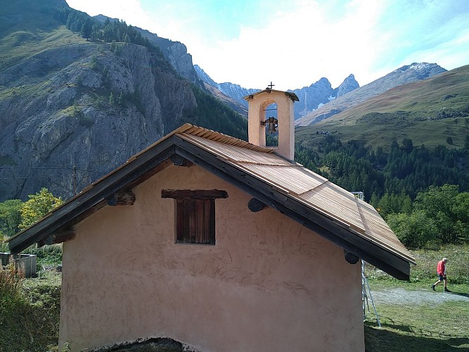 Valloire Chapels