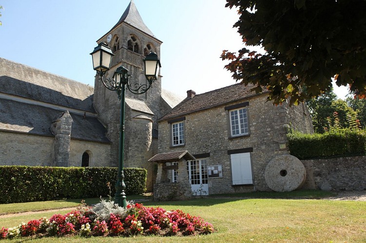 Boissy-la-Rivière - Saint-Hilaire church