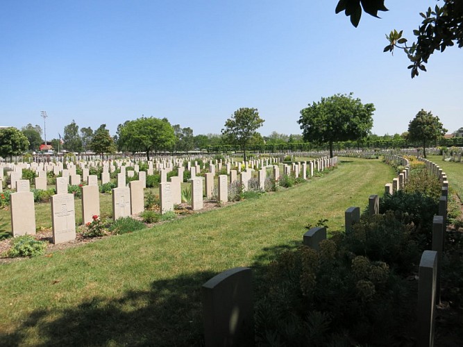 St Sever Cemetery and Extension - Le Petit-Quevilly