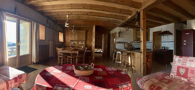 Salle rez-de-chaussée