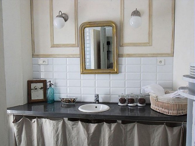 GÎTE DE SÉJOUR - LA MAISON DE LILOU_4