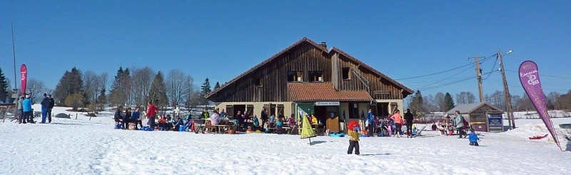 GÎTE D'ÉTAPE - LE HAUT SAUGEAIS BLANC - Hiver panoramique