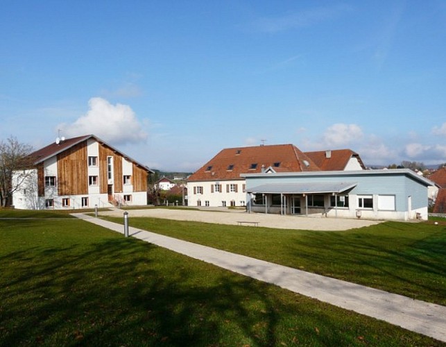 CENTRE DE VACANCES - LA ROCHE DU TRESOR_7