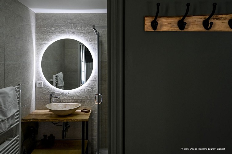 Chambre verte - salle de bains