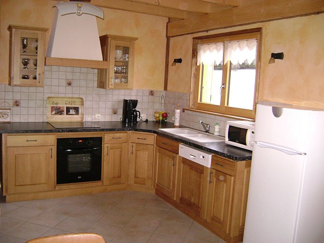 CHAMBRES D'HÔTES - AUX TROIS SAPINS_2