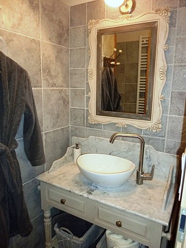 Salle de Bain Chambres d'Hôtes de Béred Vuillemin