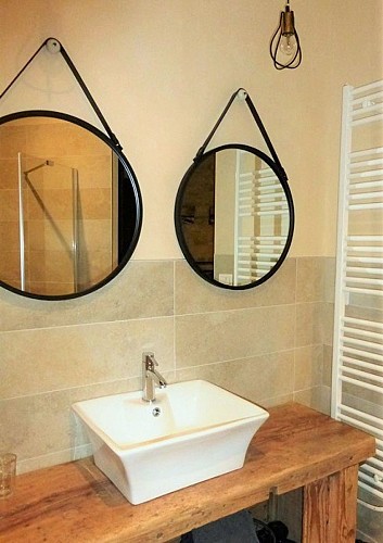 Salle de Bain Chambres d'Hôtes de Béred Vuillemin