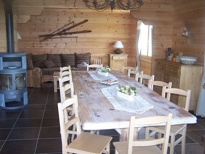 SALLE A MANGER CHAMBRES D'HÔTES - AU NID DE LA GRANGE FOREST_6