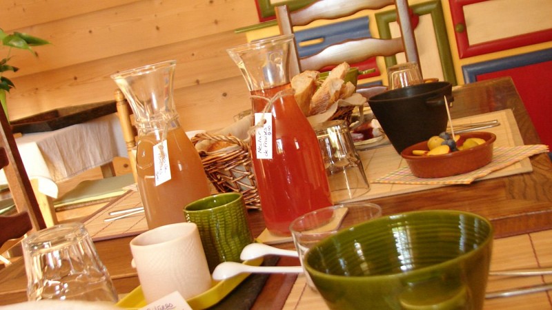 Table du petit déjeuner-Greniers