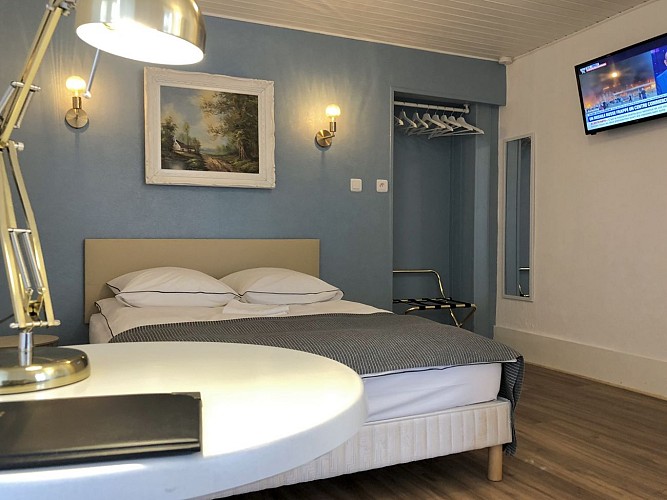 Hôtel D'Artiste - Chambre 01