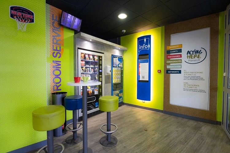 Ibis Budget Besançon Centre Gare hall