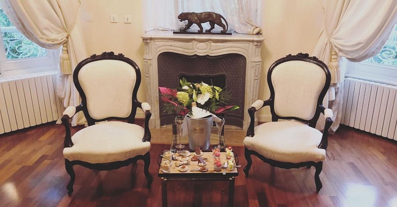 HÔTEL - CHÂTEAU DE LA DAME BLANCHE_2