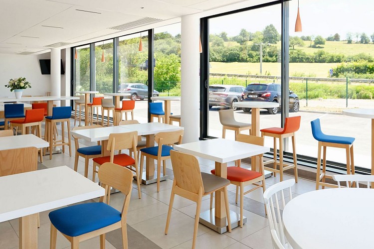 salle petit déjeuner