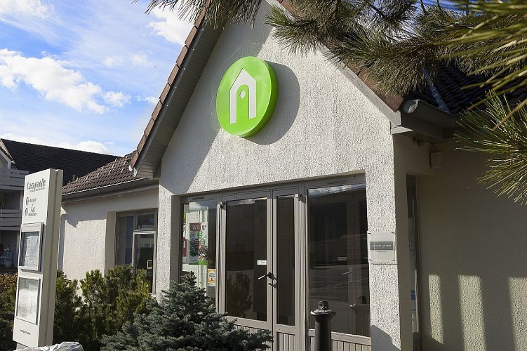 HÔTEL - LE CAMPANILE_1