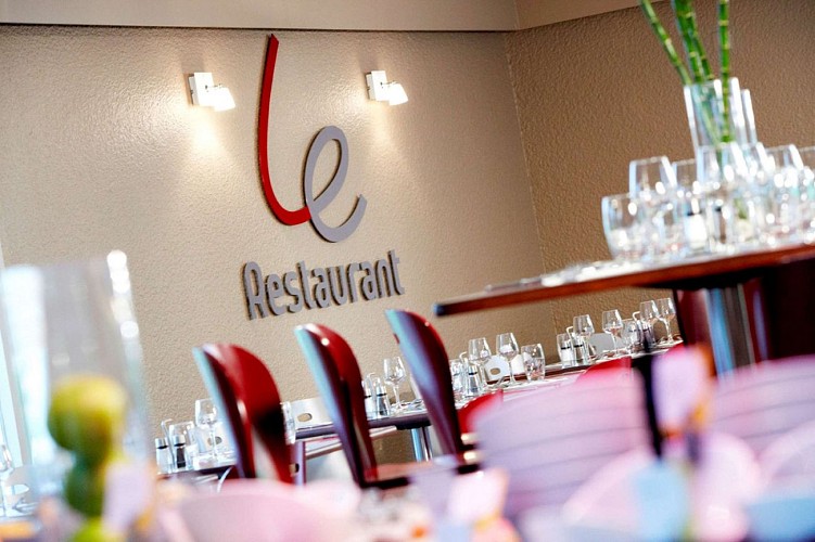 HÔTEL - CAMPANILE BESANCON OUEST – CHATEAUFARINE_9