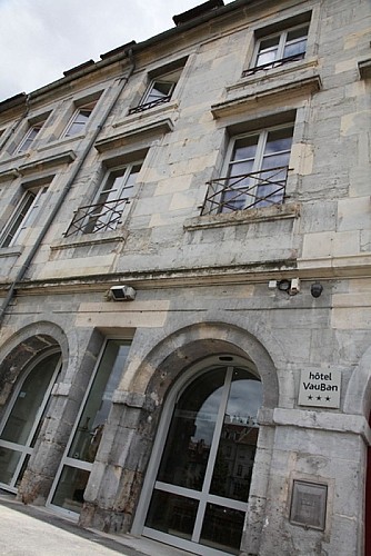 HÔTEL - LE VAUBAN_4