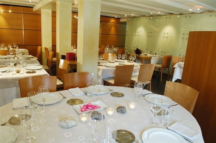 RESTAURANT - AU FIL DES SAISONS