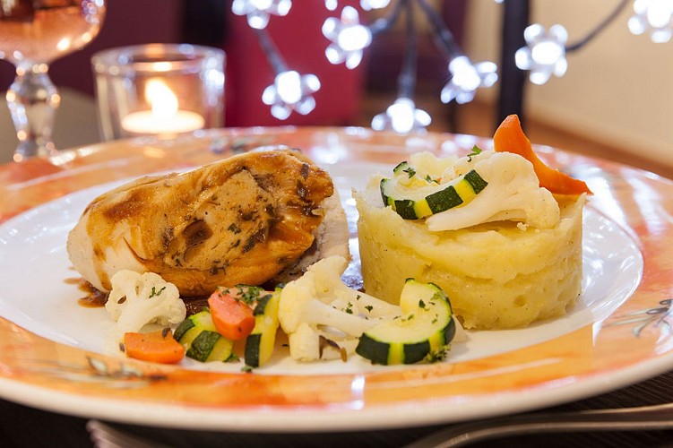 LE PATIO (RESTAURANT DU CHARME HOTEL