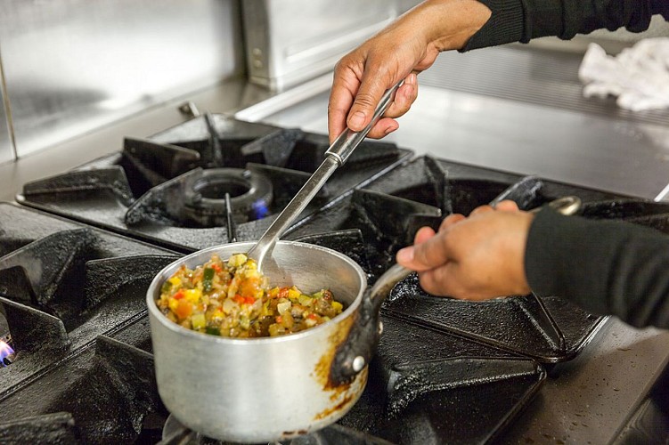 LE PATIO (RESTAURANT DU CHARME HOTEL