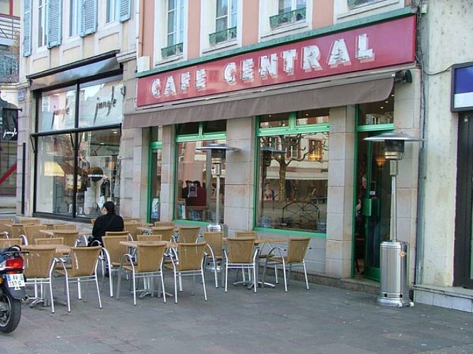 CAFE CENTRAL