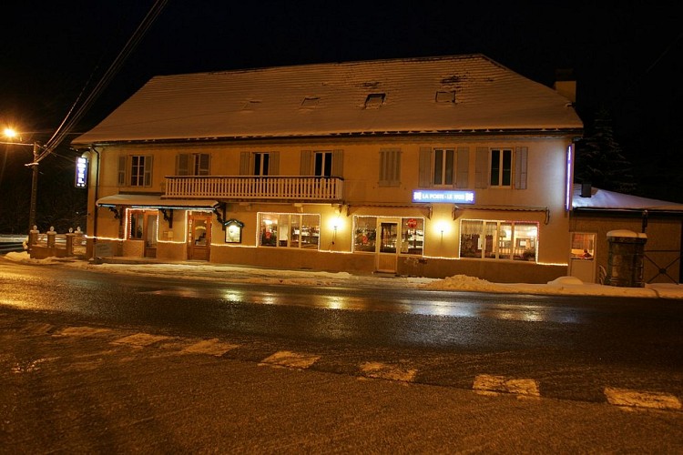 HOTEL-RESTAURANT LA POSTE, LE 1900_7