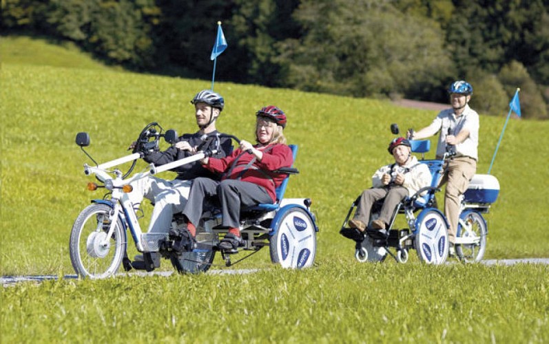 Sortie nature avec tricycles tandem adaptés