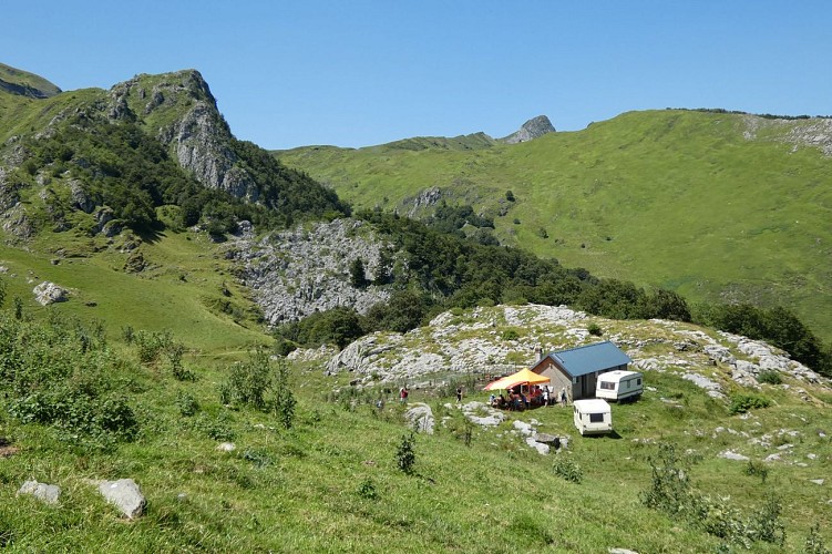 Ferme-Brouquets2©AETVB