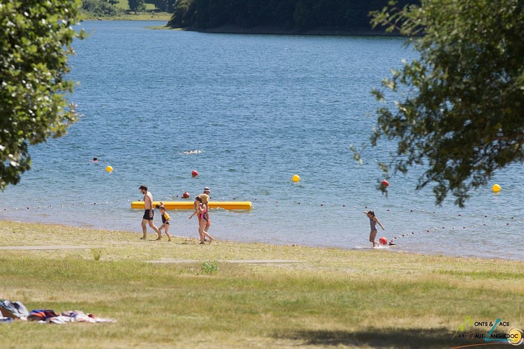 Base de loisirs du lac du laouzas