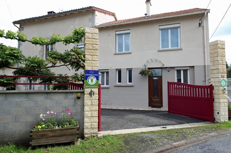 Chambres d'hôtes ô champ communal à Saint Pardoux Le Lac en Haute-Vienne_1