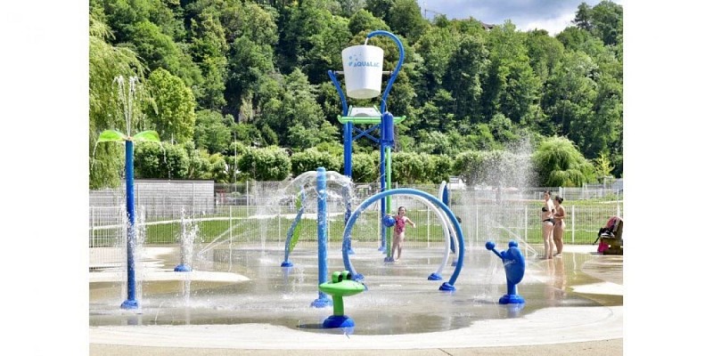 "Aqualac" Aquatic Centre