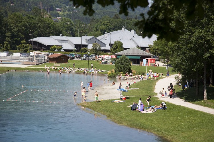 Lac Bleu beach with lifeguard