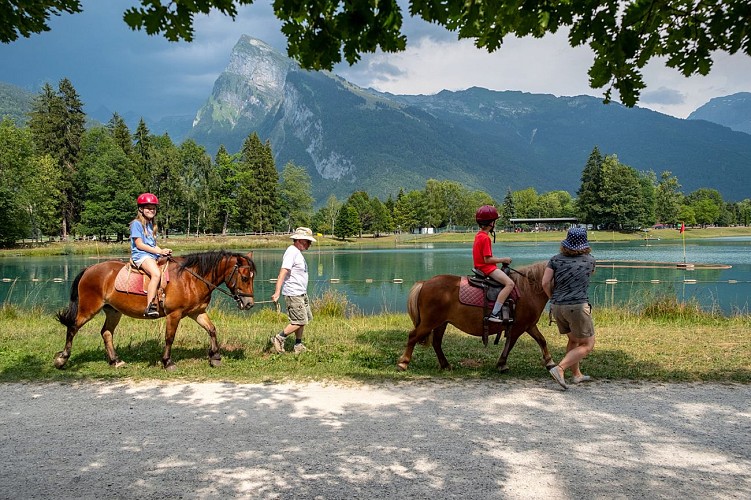 Lac aux Dames recreatiecentrum in de zomer