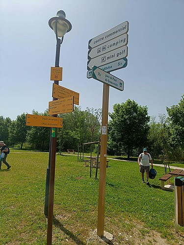 Aire de pique-nique, Saint-Genix-sur-Guiers