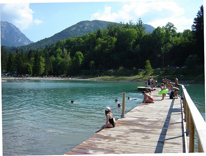 Supervised beach at the “Les Iles du Chéran” Leisure Centre