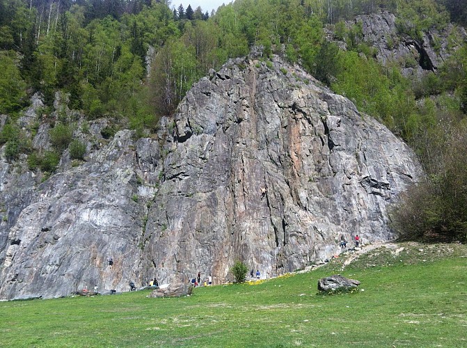 Climbing area of Les Gaillands