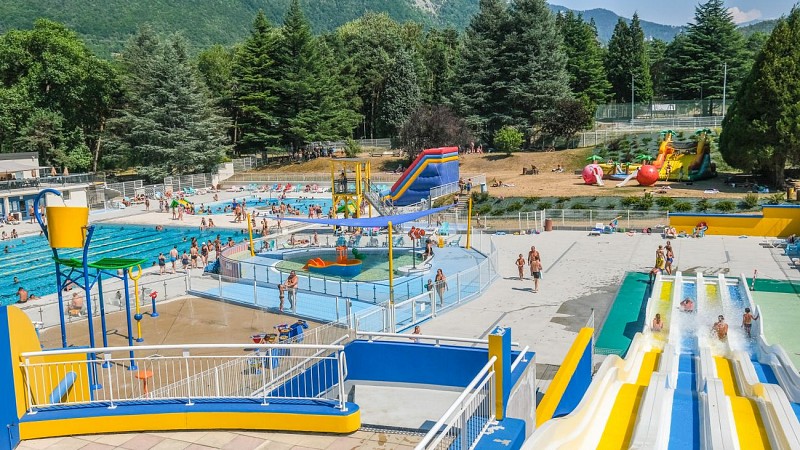 Morel Aquatic Center