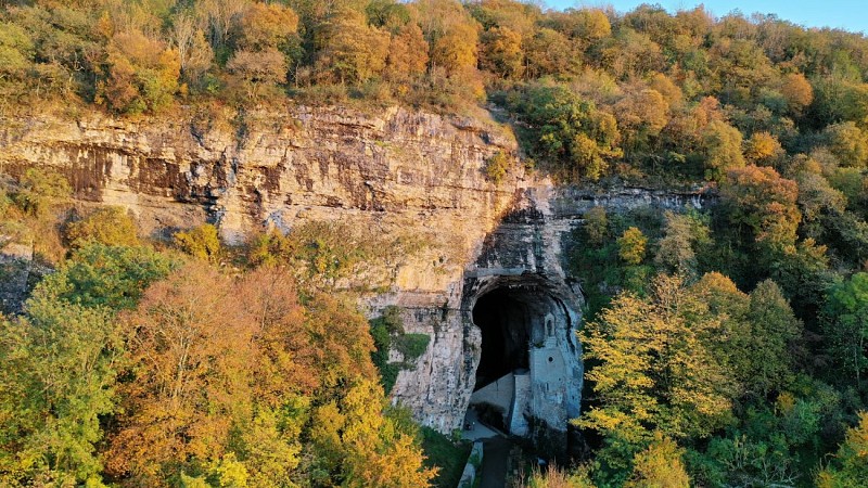 Les Grottes de la Balme