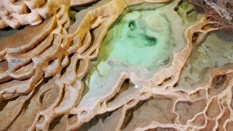 Les Grottes de la Balme