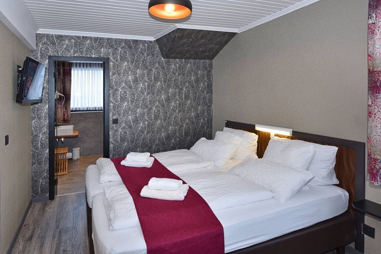 Hotel du lac 05 c hotel du lac