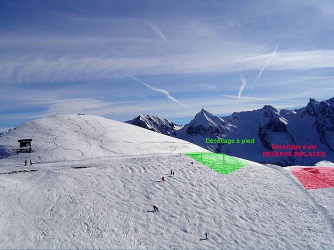 Paragliding: take off area Le Lachat
