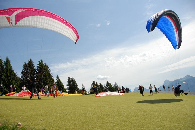 Take off: Montmin col de La Forclaz
