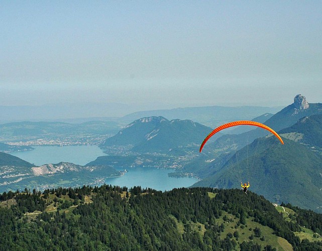 Paragliding take-off: La Sambuy