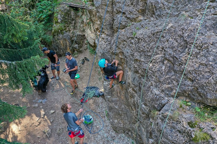 Rocher du Glaisy climbing site