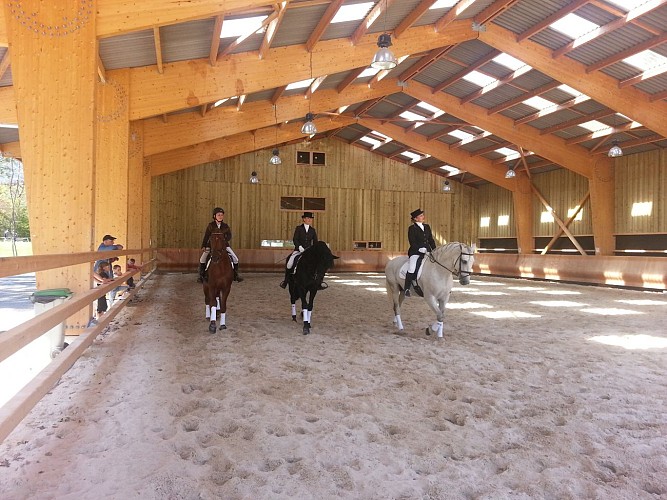 Berges de la Chaise Park Equestrian Center