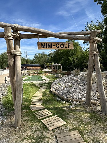 Minigolf - Domaine de la Dombes