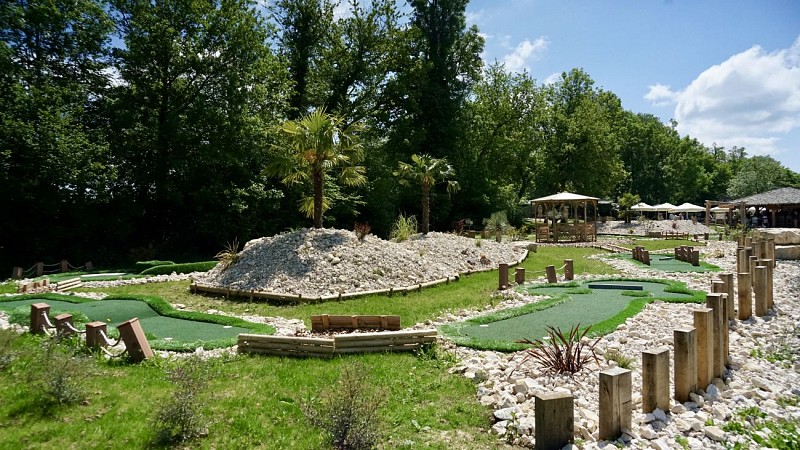 Minigolf - Domaine de la Dombes