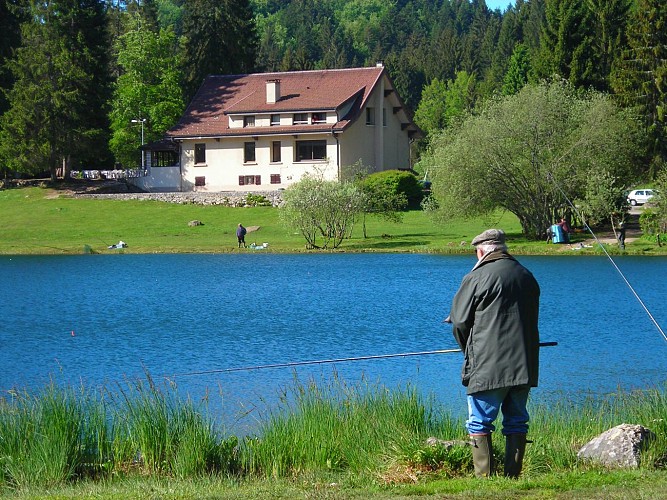Pêcher au  lac Genin