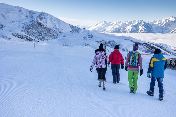Pedestrian itinerary in the ski area - "Les Gens Heureux"