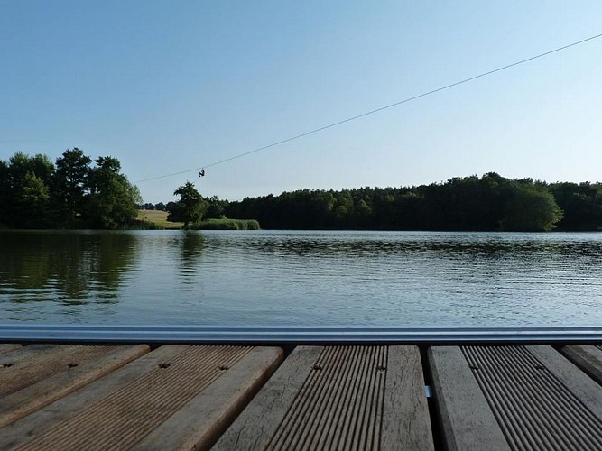 Floating footbridge of the Grange du Pin