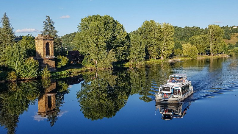 Bateau électrique L'Olt - Croisières thématiques